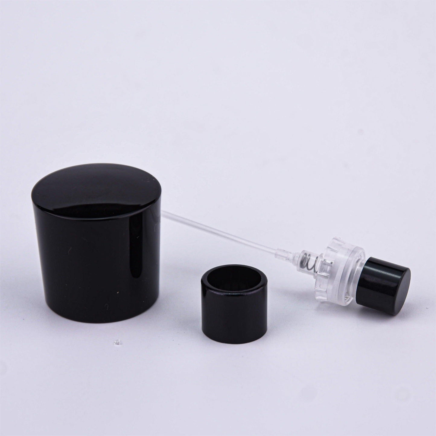 Elegant 75ml Glass Perfume Bottle with Sleek Black Cap High-White Crysrtal Clear Material